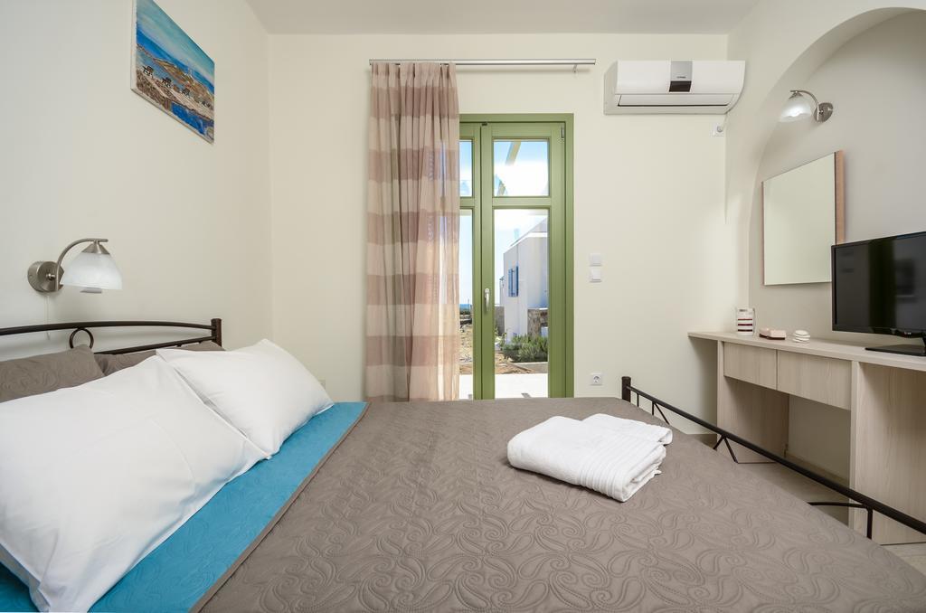 מיקרי ויגלה Natura Villas In Naxos מראה חיצוני תמונה